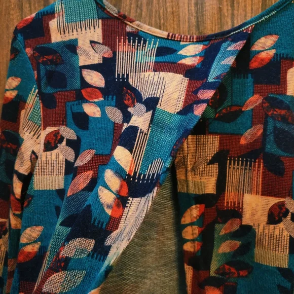 Premium quality two in one shrug cum top - Picture 4 of 6